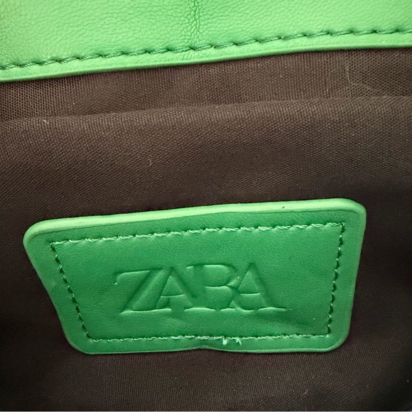 Zara Green Shoulder Bag with Gold Chain Strap (Brand New with no Tags) - Picture 6 of 6